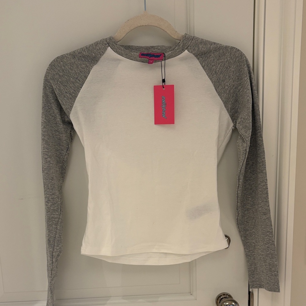 Edikted Gray and White Long Sleeve Raglan Shirt